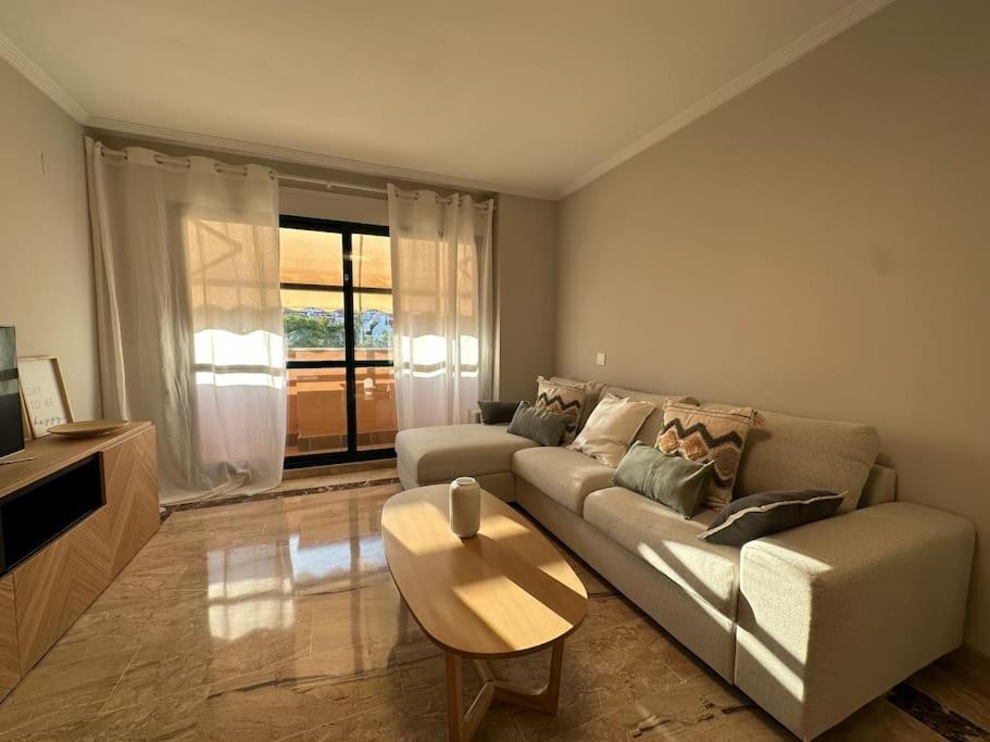 En Con Piscina Apartamento Marbella