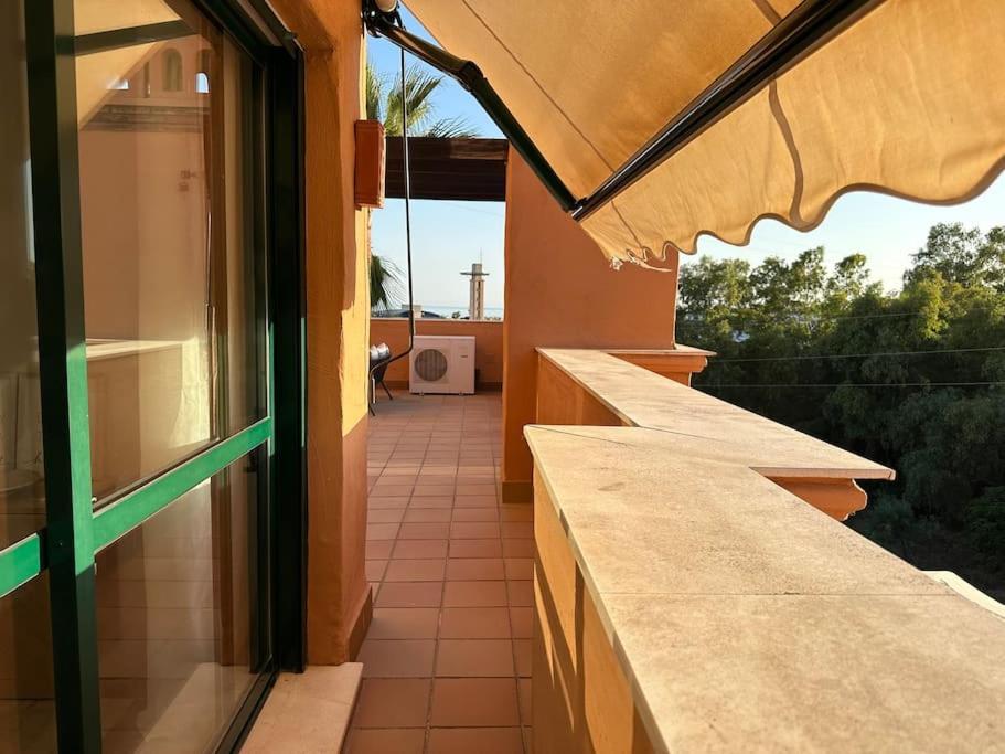 Apartamento En Con Piscina Marbella
